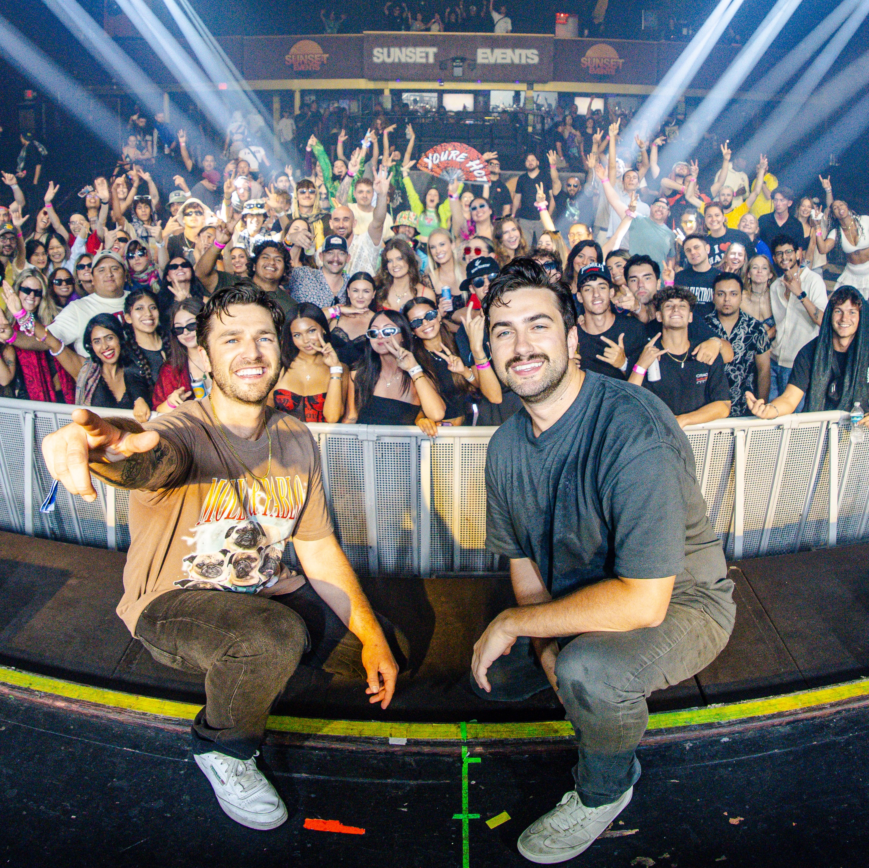 Room40 front of crowd